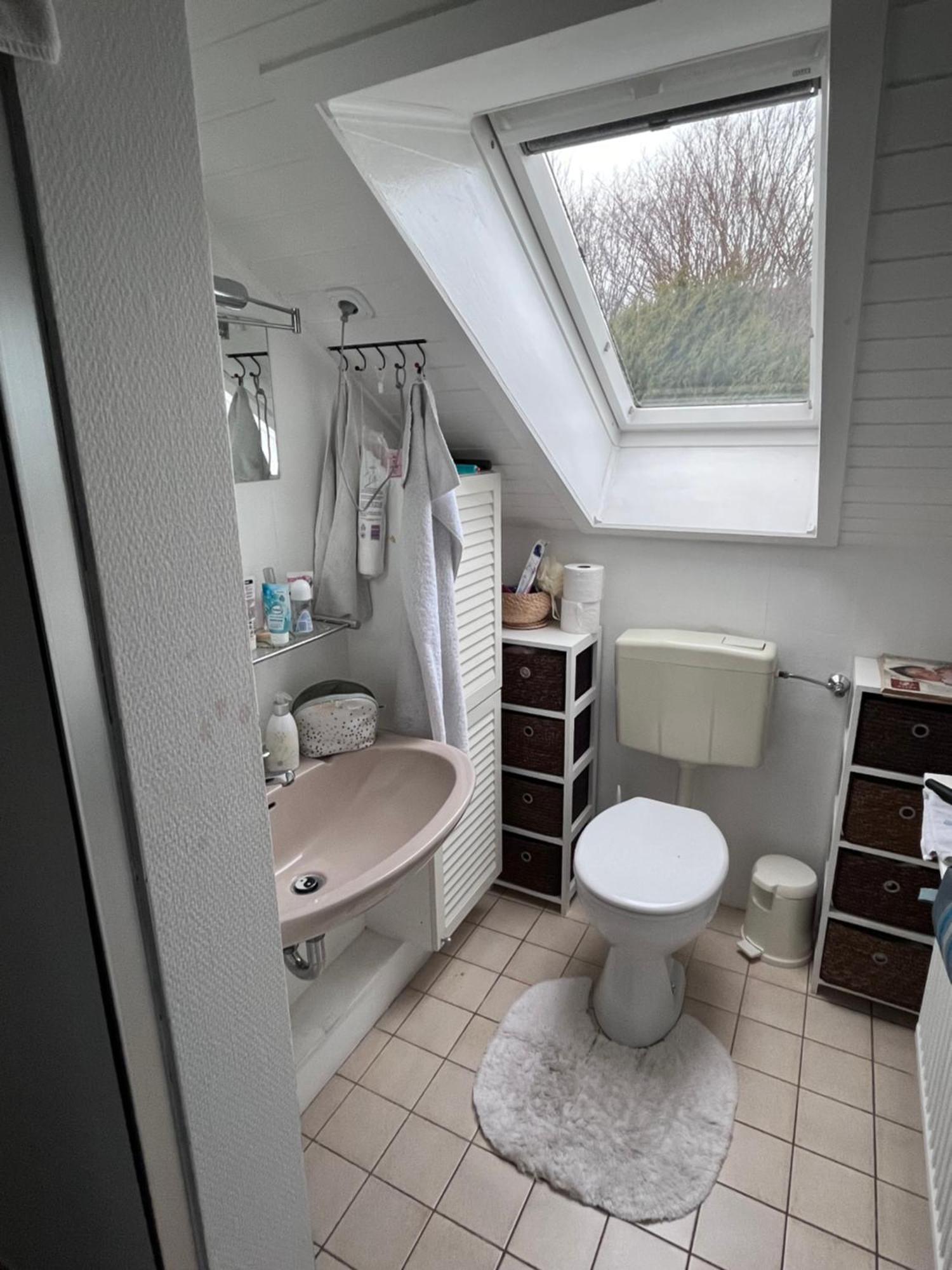 Helles Apartment Mit Balkon In Ruhiger Lage ฮาเมลน์ ภายนอก รูปภาพ